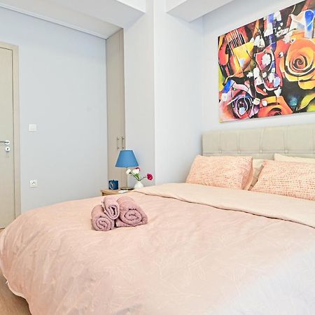 Beautiful New Apartment 5 Min From Piraeus Port Экстерьер фото