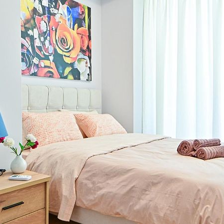 Beautiful New Apartment 5 Min From Piraeus Port Экстерьер фото