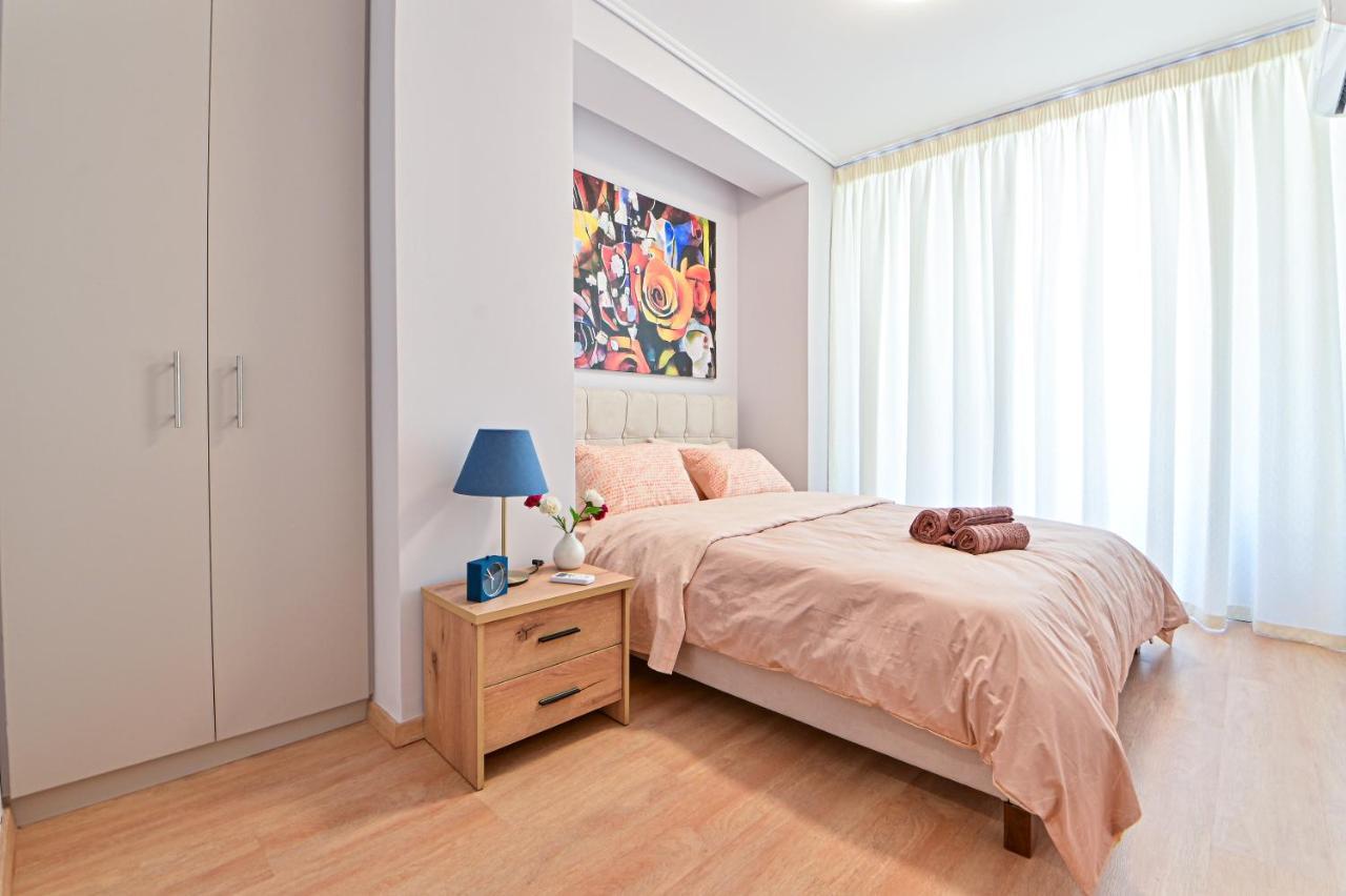 Beautiful New Apartment 5 Min From Piraeus Port Экстерьер фото